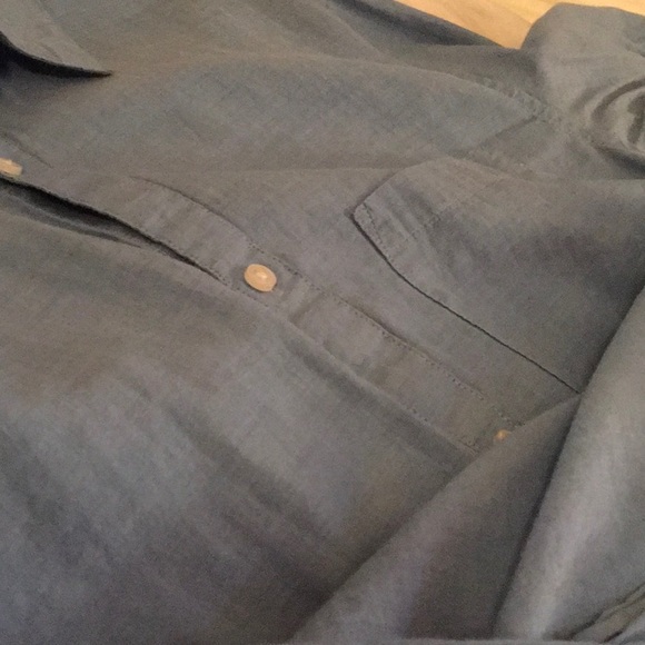 H&M Chambray Regular Fit Button Down sz S - Picture 13 of 14